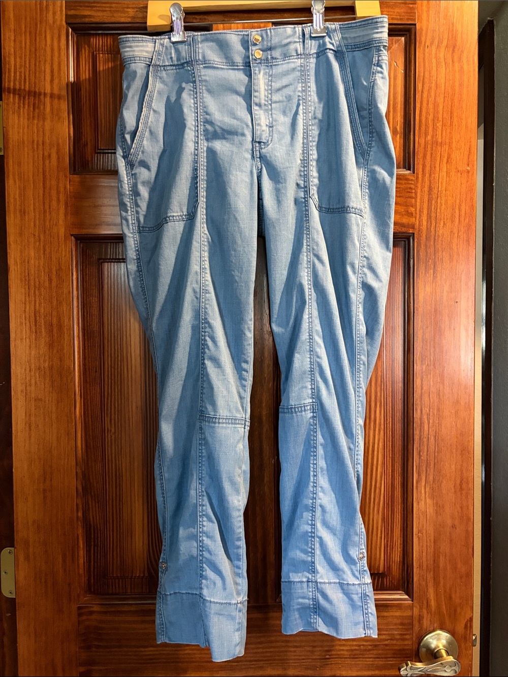 WHBM Pret-A-Pedi Mid Rise denim crop jeans size 8